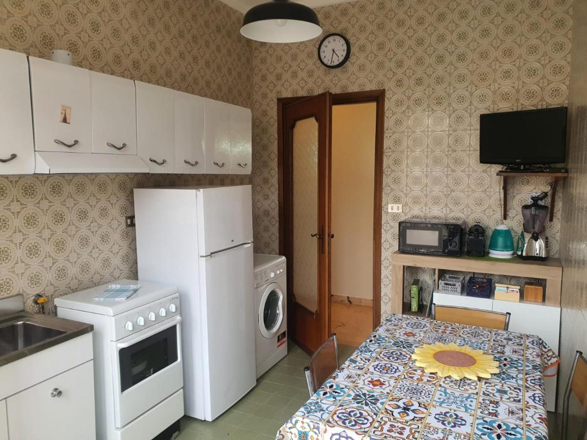 La Casa Dei Nonni - Ampio Trilocale Zona Lingotto Appartement Turijn Buitenkant foto