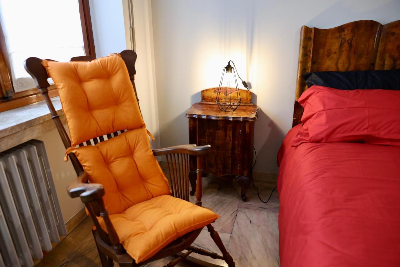 La Casa Dei Nonni - Ampio Trilocale Zona Lingotto Appartement Turijn Buitenkant foto