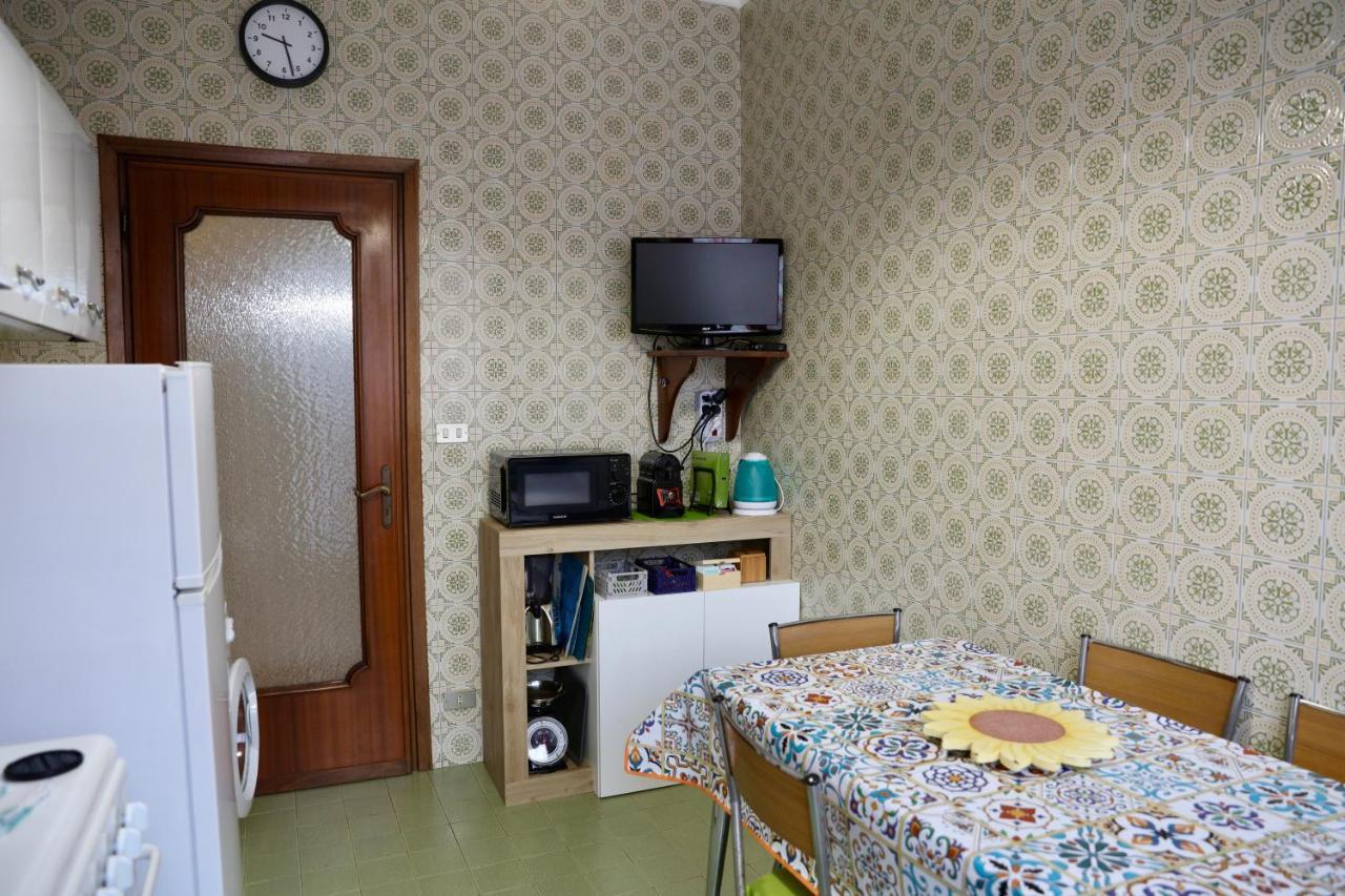La Casa Dei Nonni - Ampio Trilocale Zona Lingotto Appartement Turijn Buitenkant foto