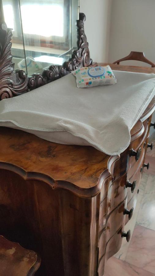 La Casa Dei Nonni - Ampio Trilocale Zona Lingotto Appartement Turijn Buitenkant foto